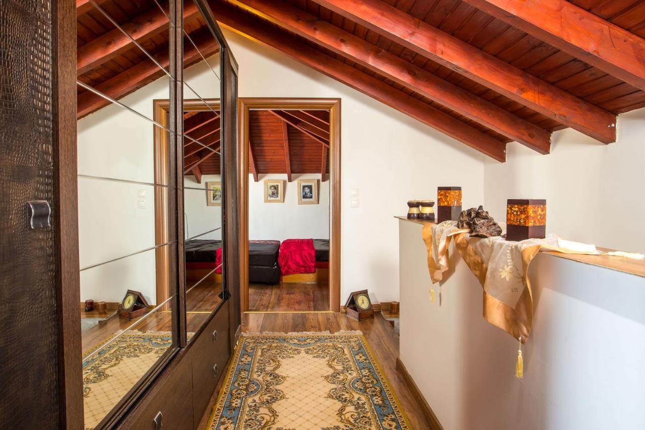 Marillia Villa *